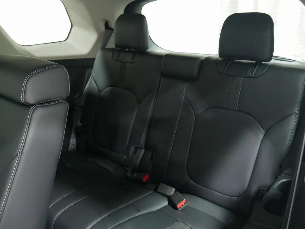 new 2025 Honda Pilot car, priced at $47,095