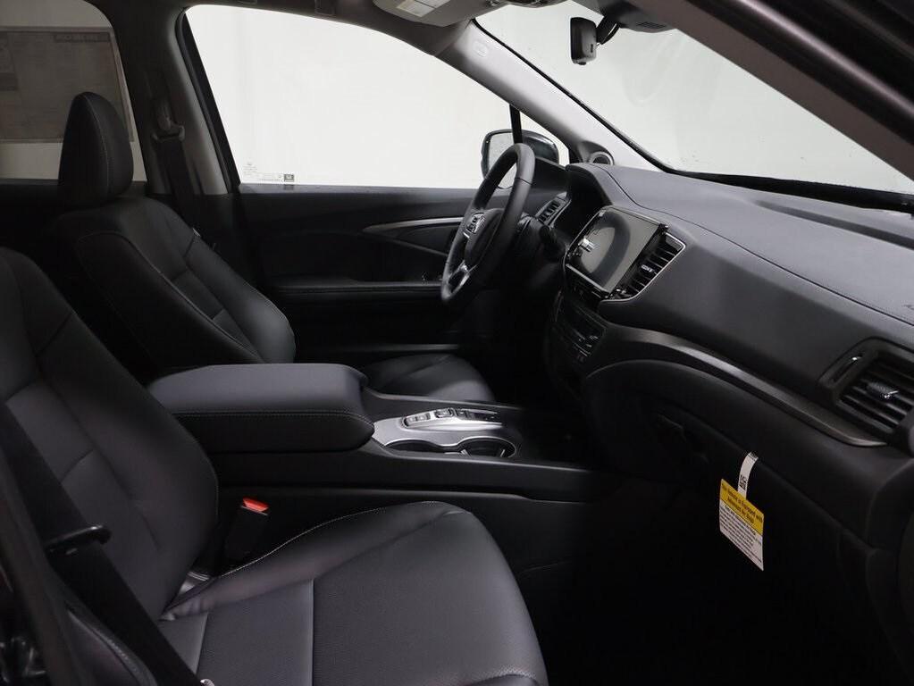 new 2025 Honda Ridgeline car, priced at $44,430