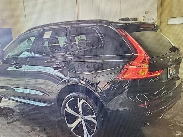 used 2022 Volvo XC60 car, priced at $35,000