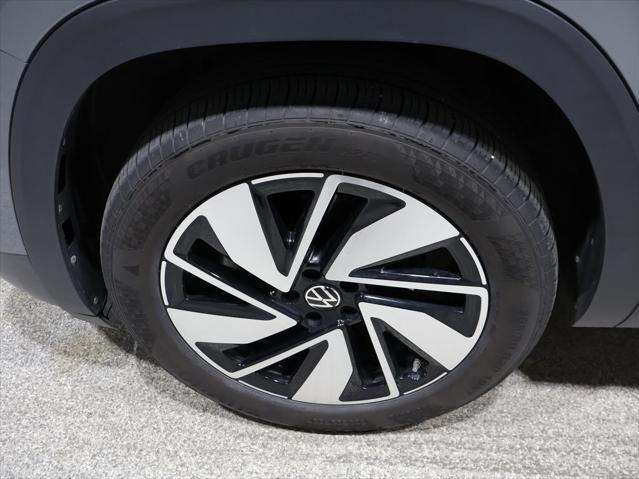 used 2024 Volkswagen Atlas car, priced at $35,995