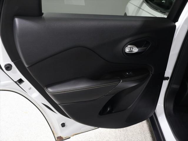 used 2014 Jeep Cherokee car, priced at $10,100