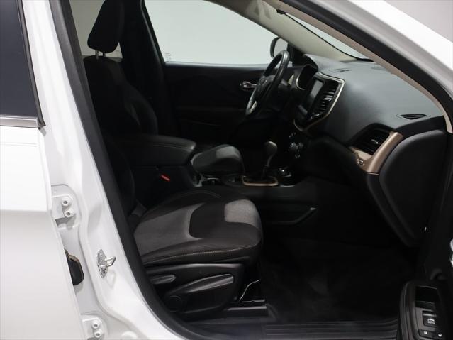 used 2014 Jeep Cherokee car, priced at $10,100