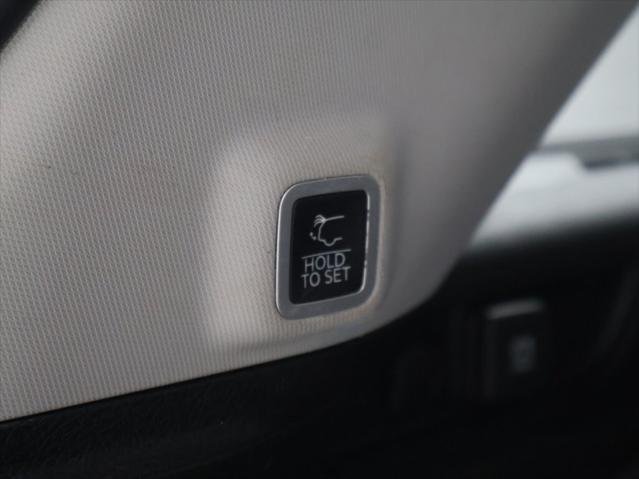used 2022 Jeep Grand Cherokee car, priced at $27,000