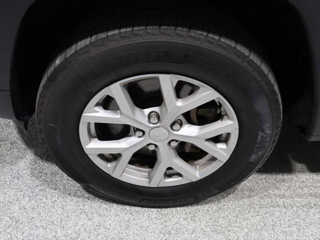 used 2023 Jeep Grand Cherokee L car, priced at $30,931