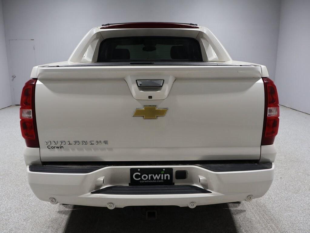 used 2013 Chevrolet Avalanche car, priced at $15,200