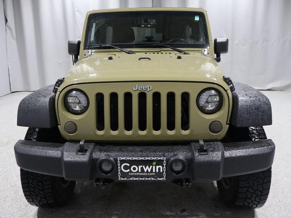 used 2013 Jeep Wrangler Unlimited car, priced at $17,500