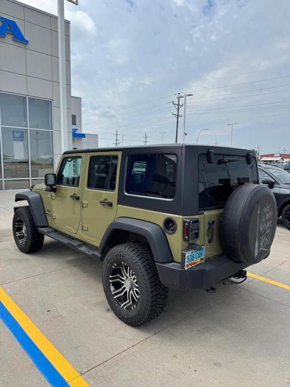 used 2013 Jeep Wrangler Unlimited car, priced at $18,000