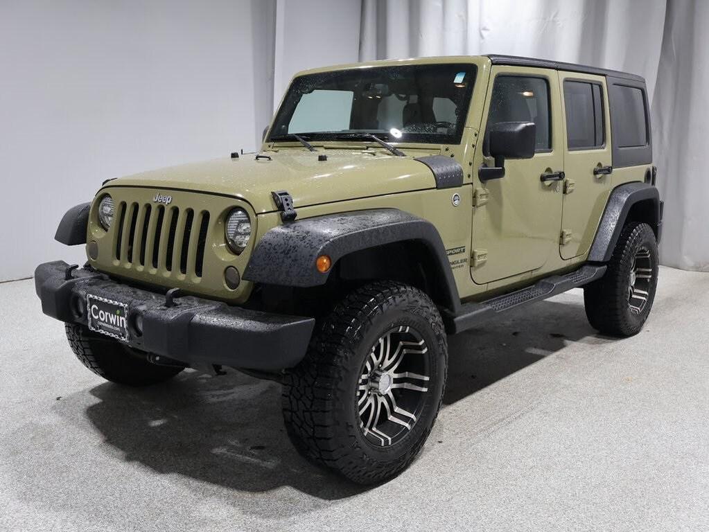 used 2013 Jeep Wrangler Unlimited car, priced at $17,500