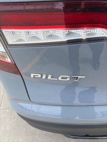 used 2022 Honda Pilot car, priced at $35,000