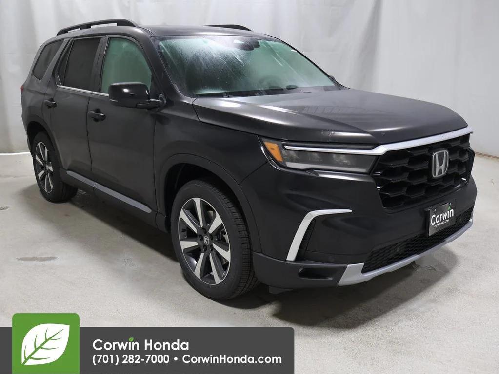 new 2025 Honda Pilot car, priced at $51,935