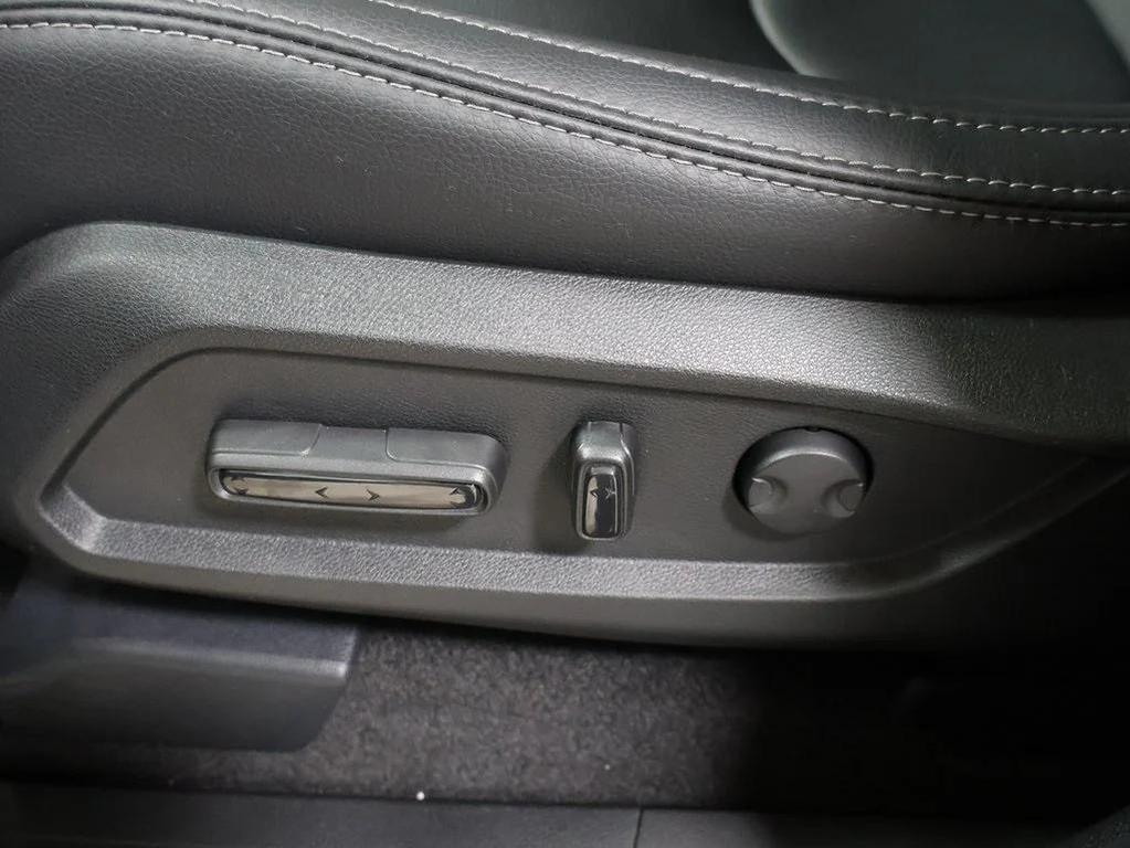 new 2025 Honda Pilot car, priced at $51,935