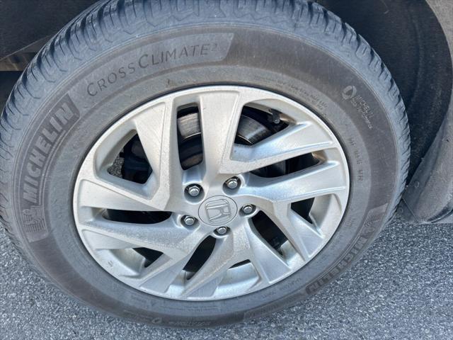 used 2015 Honda CR-V car, priced at $14,000