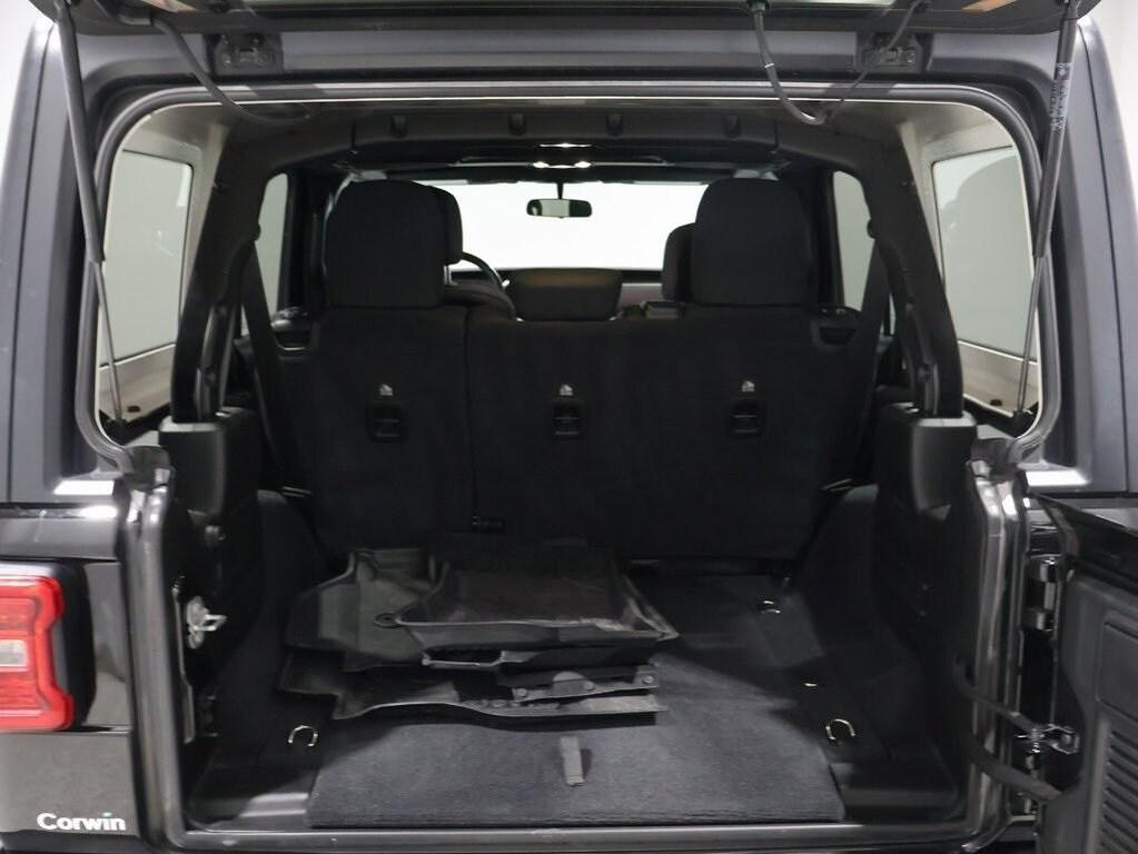 used 2021 Jeep Wrangler Unlimited car, priced at $27,400