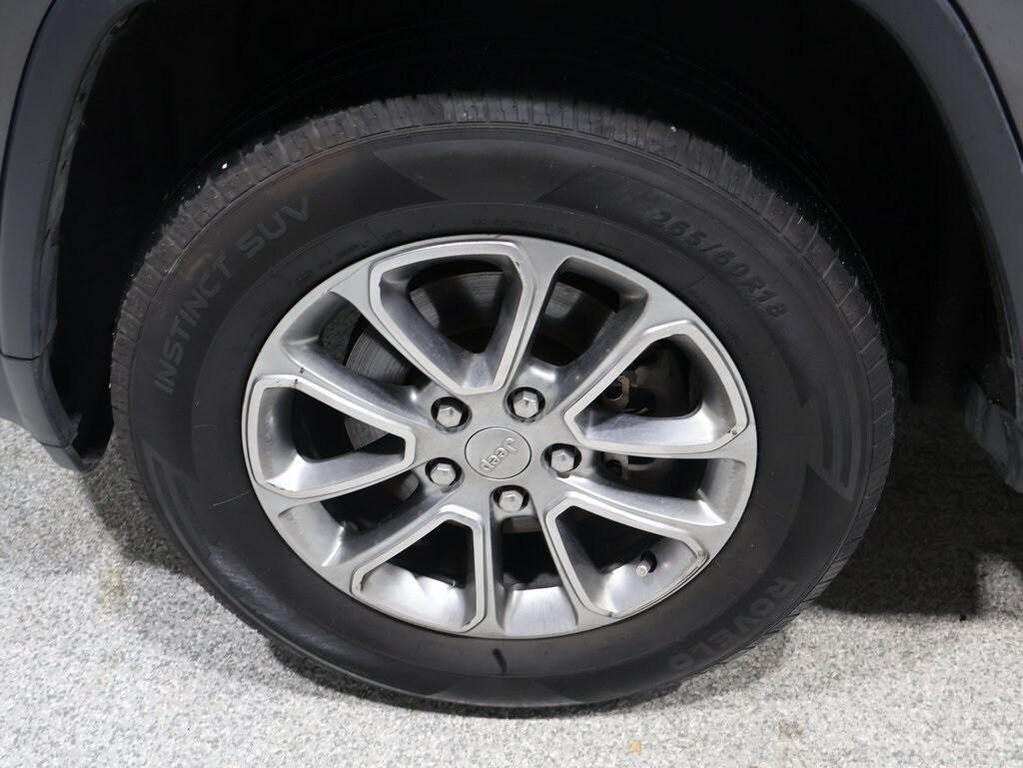 used 2015 Jeep Grand Cherokee car, priced at $14,900