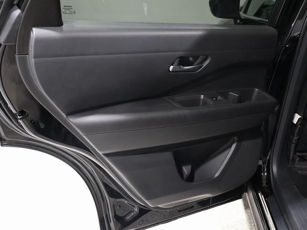 used 2022 Nissan Pathfinder car, priced at $23,300