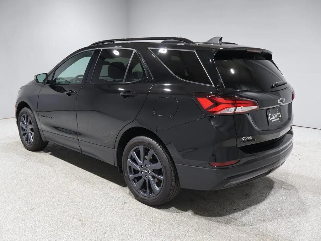 used 2024 Chevrolet Equinox car, priced at $26,900