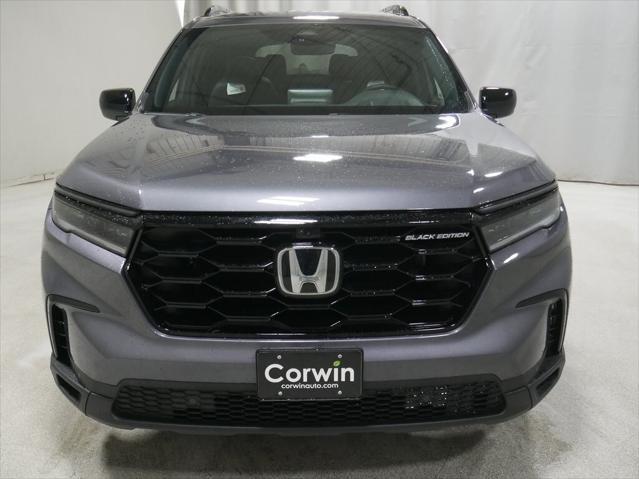 new 2025 Honda Pilot car, priced at $55,975