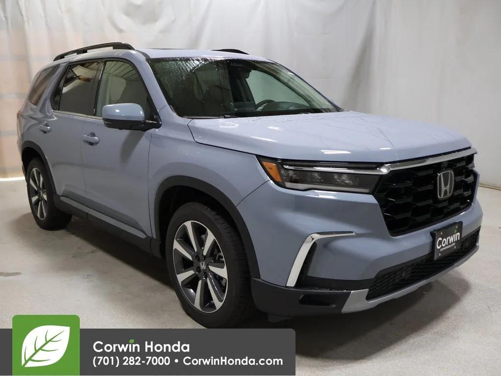 new 2025 Honda Pilot car, priced at $54,735