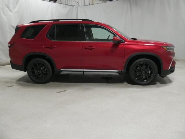 new 2025 Honda Pilot car, priced at $54,985