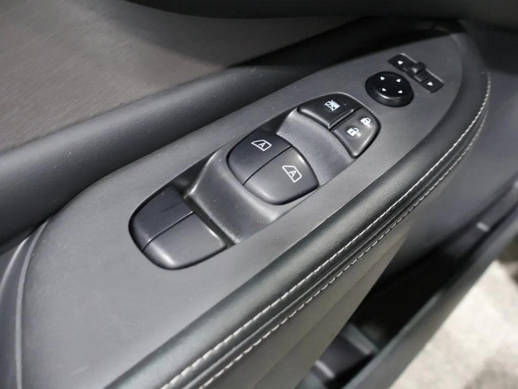 used 2023 Nissan Murano car, priced at $21,400