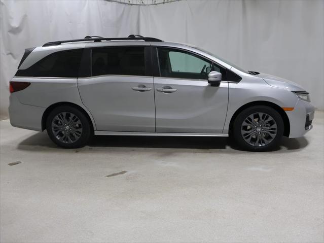 new 2025 Honda Odyssey car, priced at $48,005