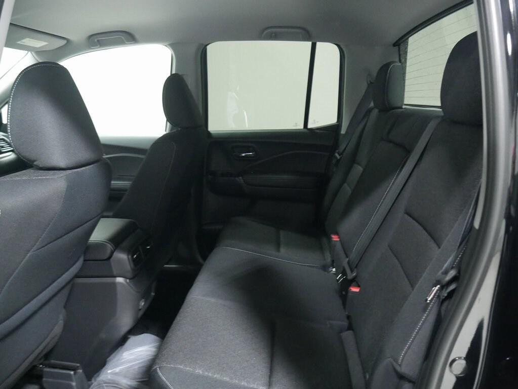 new 2025 Honda Ridgeline car, priced at $41,184