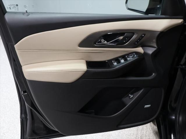 used 2023 Chevrolet Traverse car, priced at $32,800