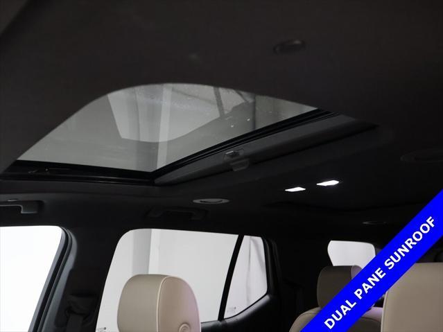used 2023 Chevrolet Traverse car, priced at $32,800