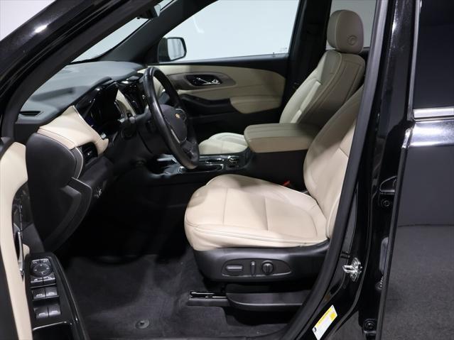 used 2023 Chevrolet Traverse car, priced at $32,800