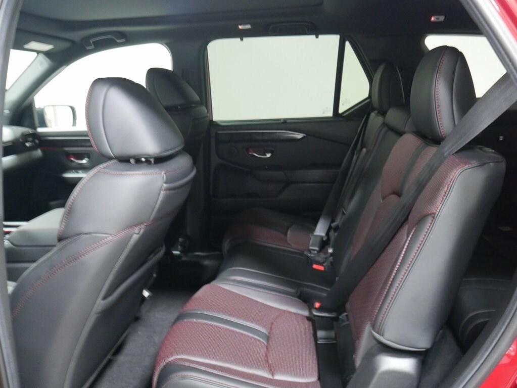 new 2025 Honda Pilot car, priced at $56,530