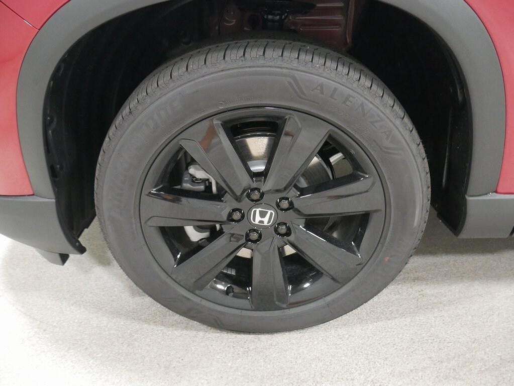 new 2025 Honda Pilot car, priced at $56,530