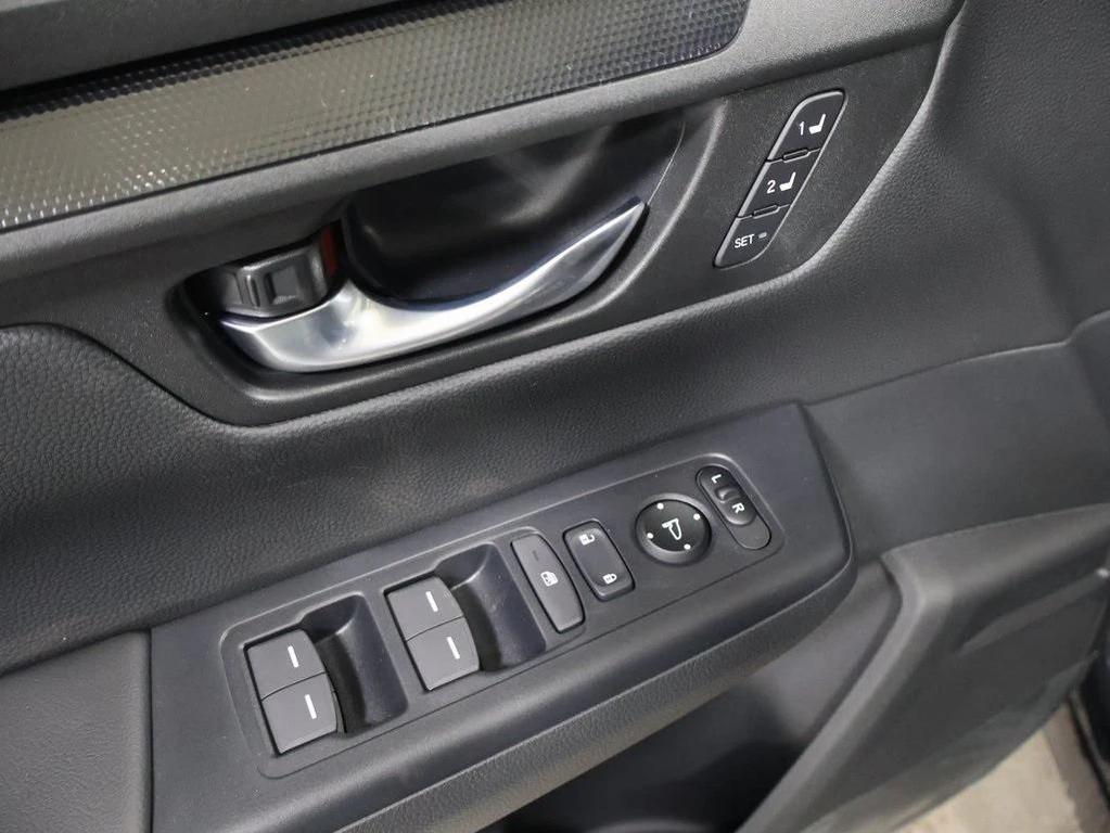 new 2026 Honda CR-V Hybrid car, priced at $41,675