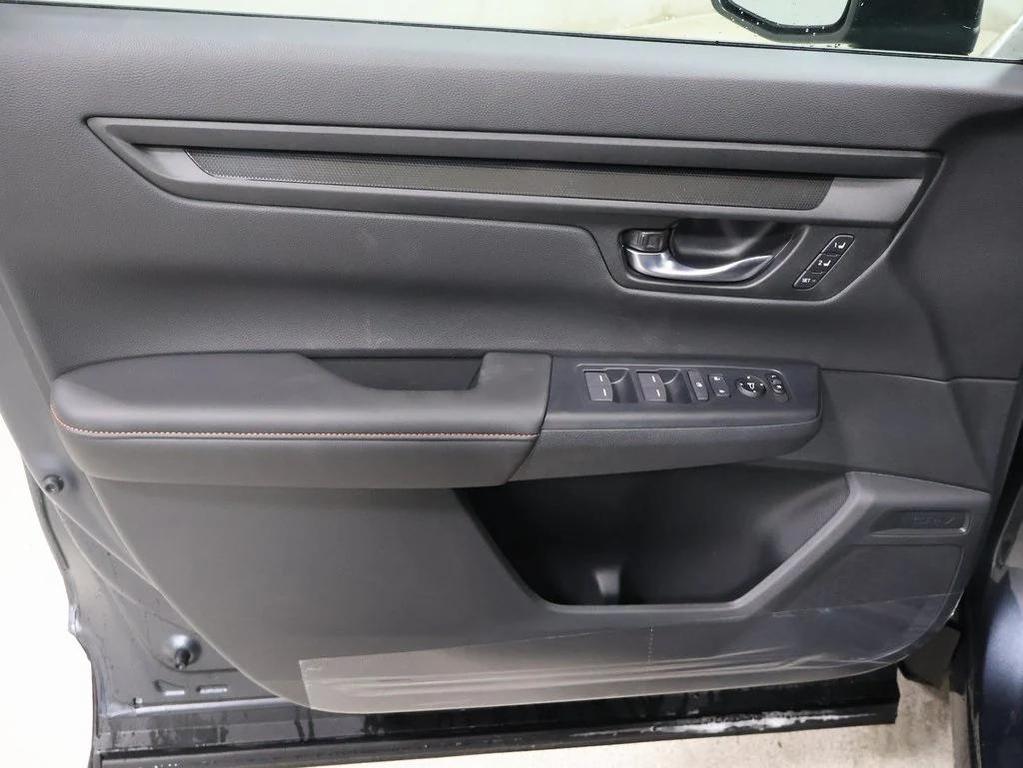 new 2026 Honda CR-V Hybrid car, priced at $41,675