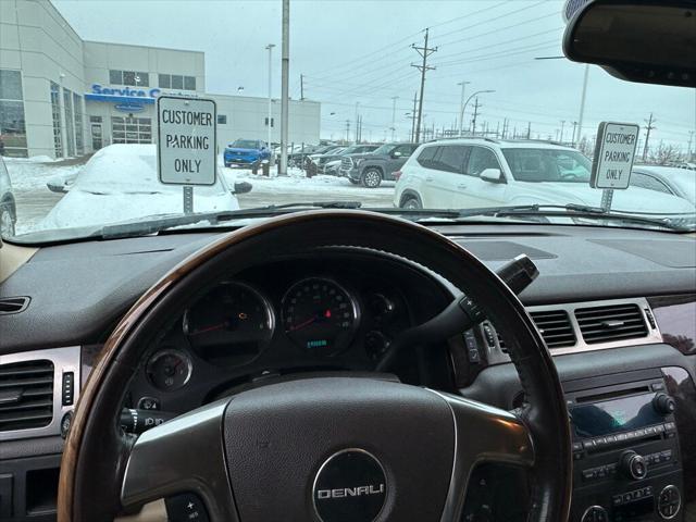 used 2007 GMC Yukon car, priced at $8,000