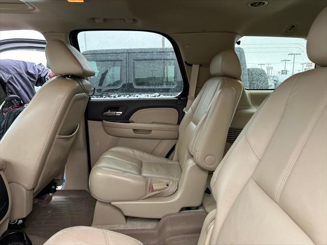 used 2007 GMC Yukon car, priced at $8,000