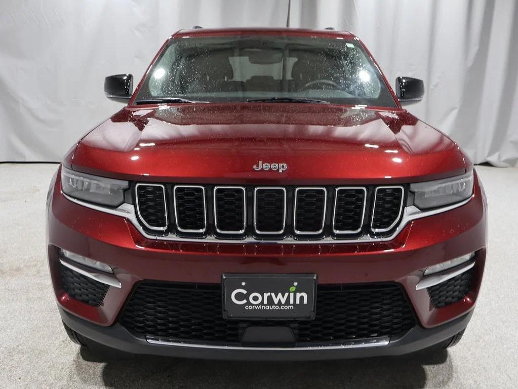 used 2023 Jeep Grand Cherokee car, priced at $29,900