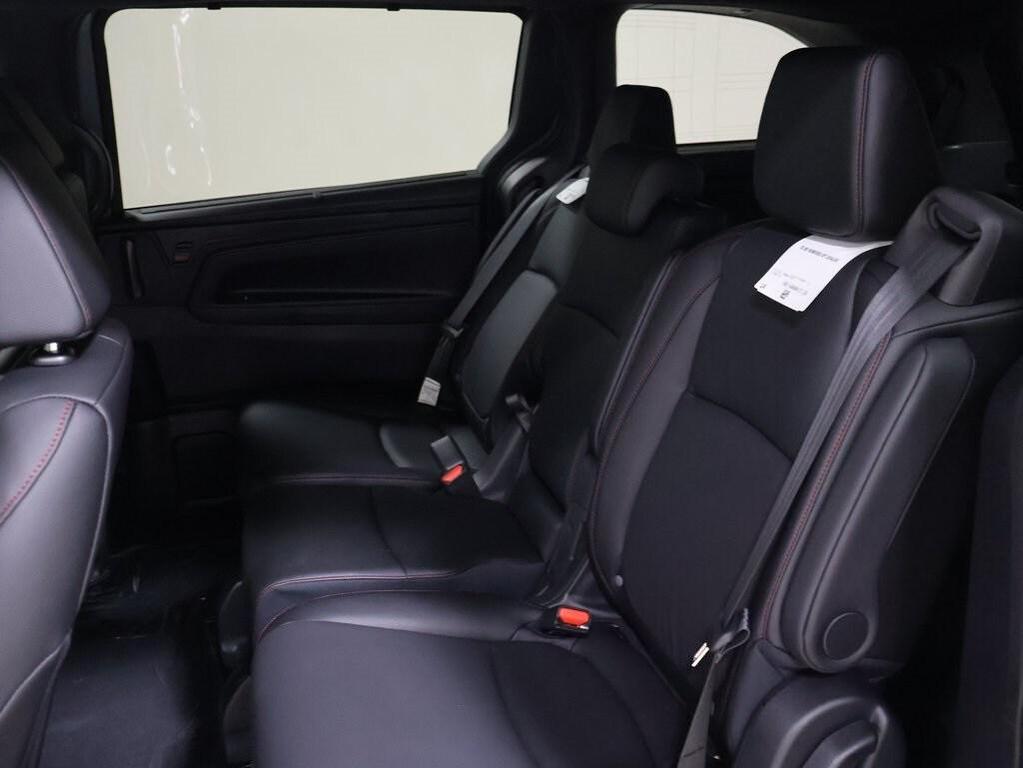 new 2026 Honda Odyssey car, priced at $45,845