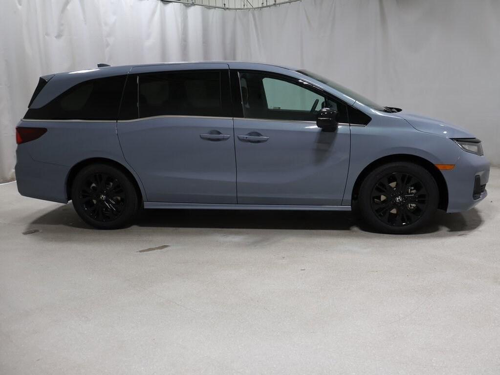 new 2026 Honda Odyssey car, priced at $45,845