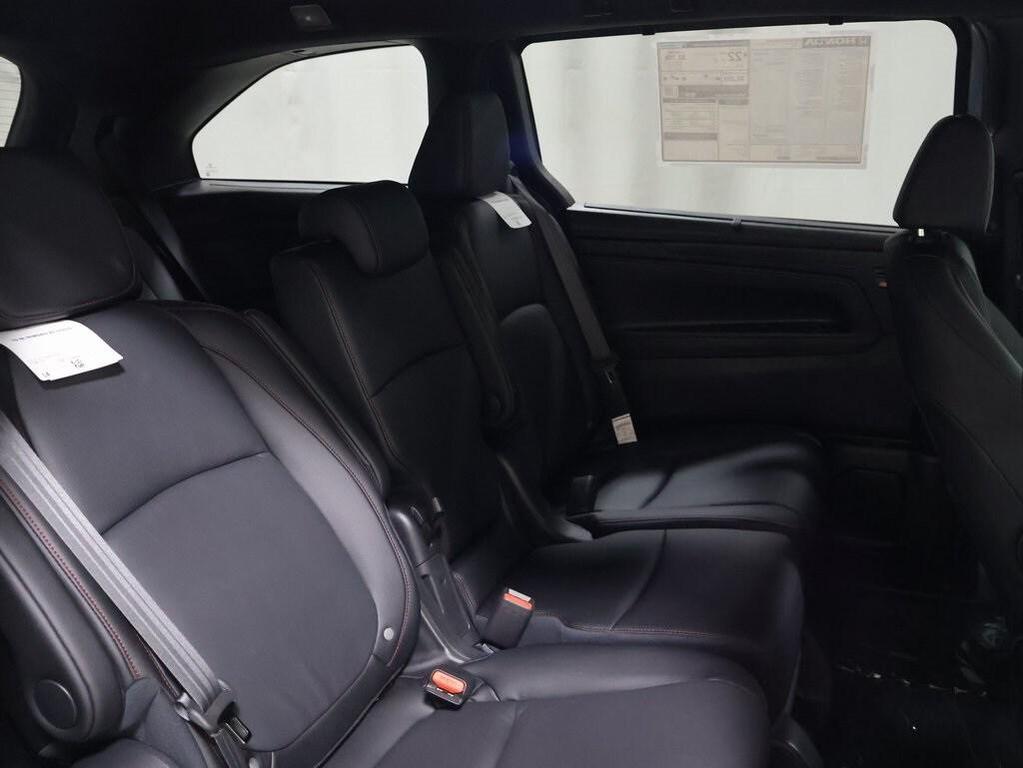 new 2026 Honda Odyssey car, priced at $45,845