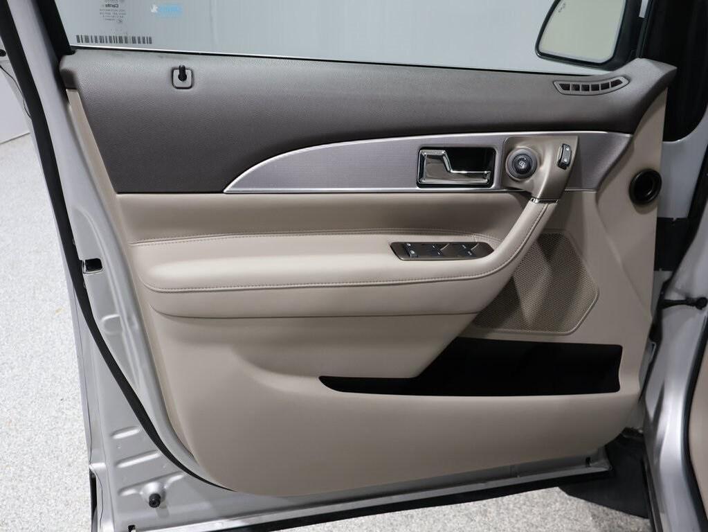 used 2012 Lincoln MKX car, priced at $9,800