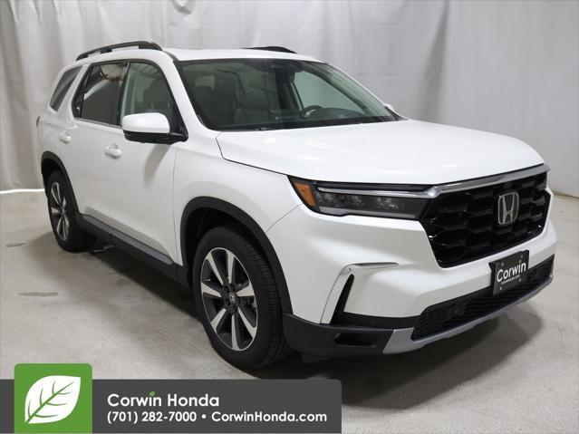 new 2025 Honda Pilot car, priced at $54,985