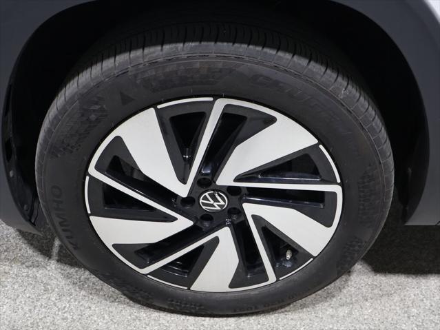 used 2024 Volkswagen Atlas car, priced at $33,300