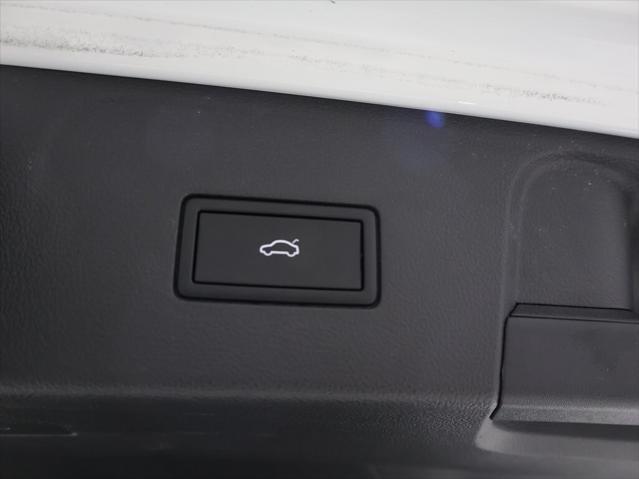 used 2024 Volkswagen Atlas car, priced at $33,300