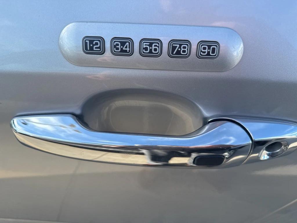 used 2012 Lincoln MKX car, priced at $9,500