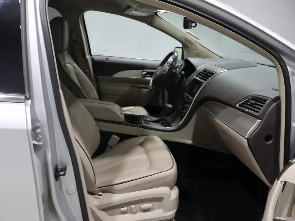 used 2012 Lincoln MKX car, priced at $9,500