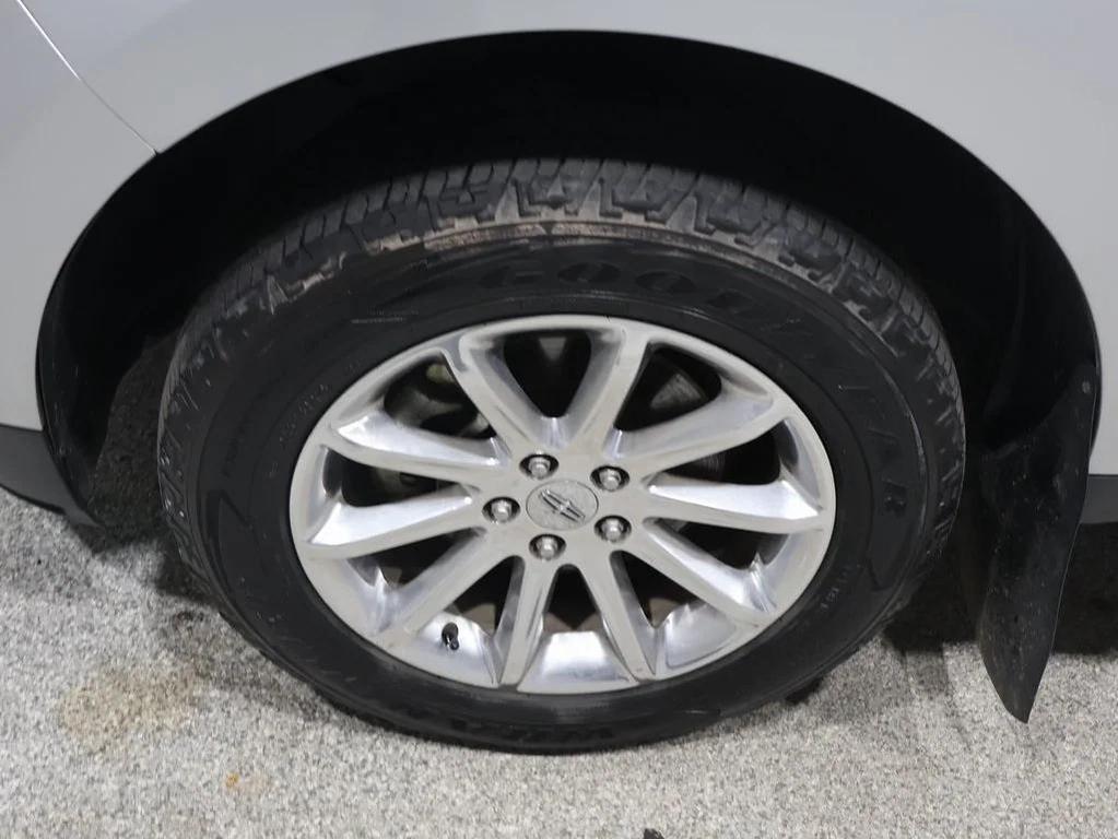 used 2012 Lincoln MKX car, priced at $9,500