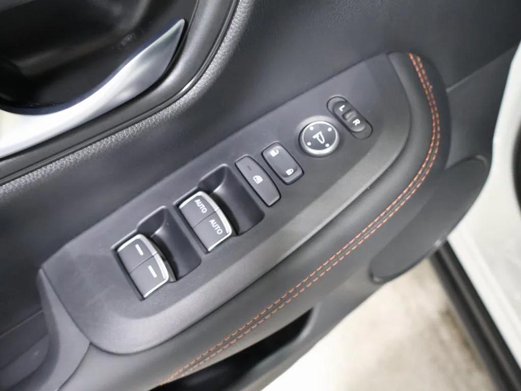 new 2026 Honda HR-V car, priced at $31,405