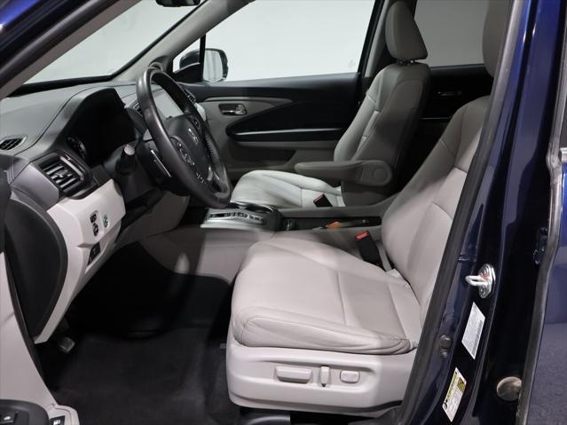 used 2023 Honda Ridgeline car, priced at $35,000