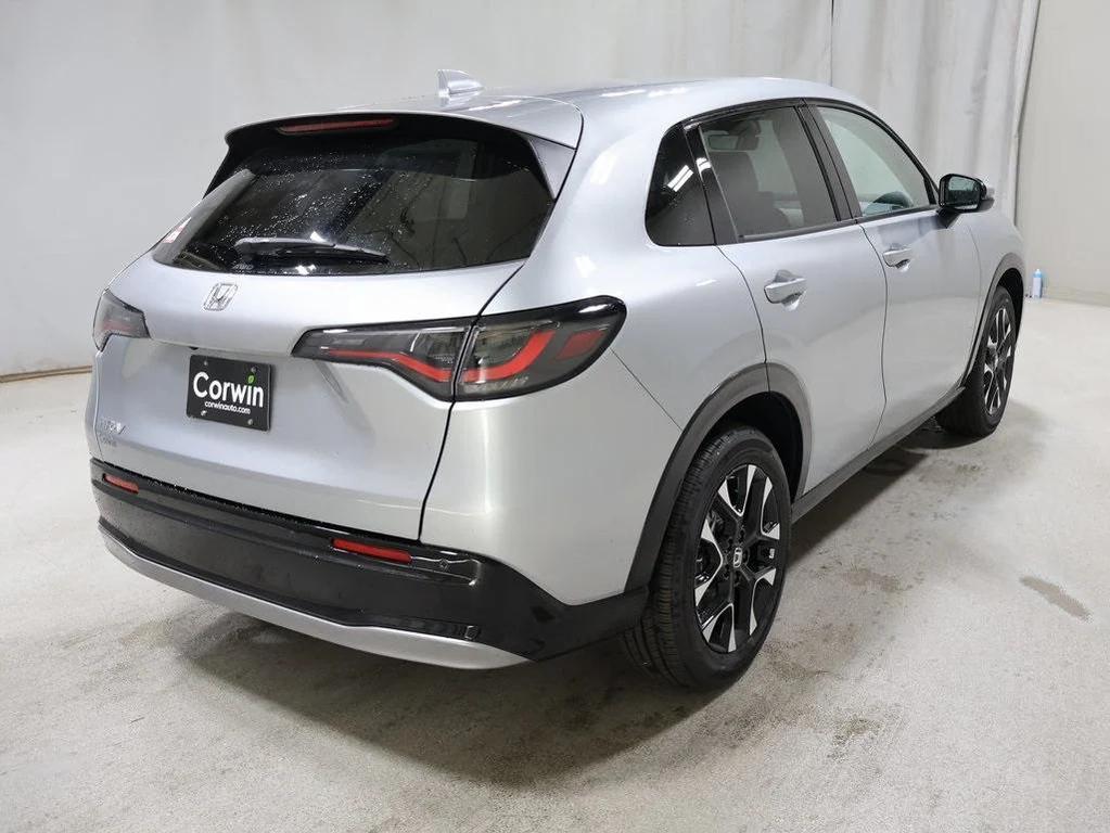 new 2026 Honda HR-V car, priced at $33,000