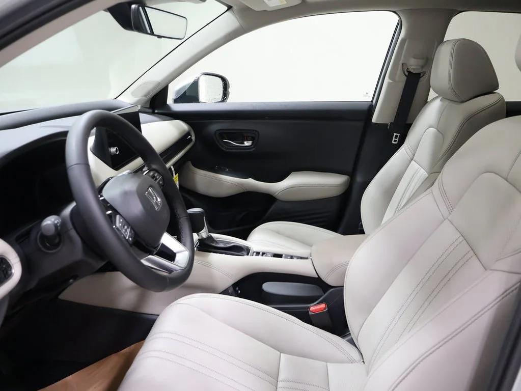 new 2026 Honda HR-V car, priced at $33,000